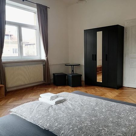 Pirc Apartment On Dunajska Street 류블랴나 외부 사진